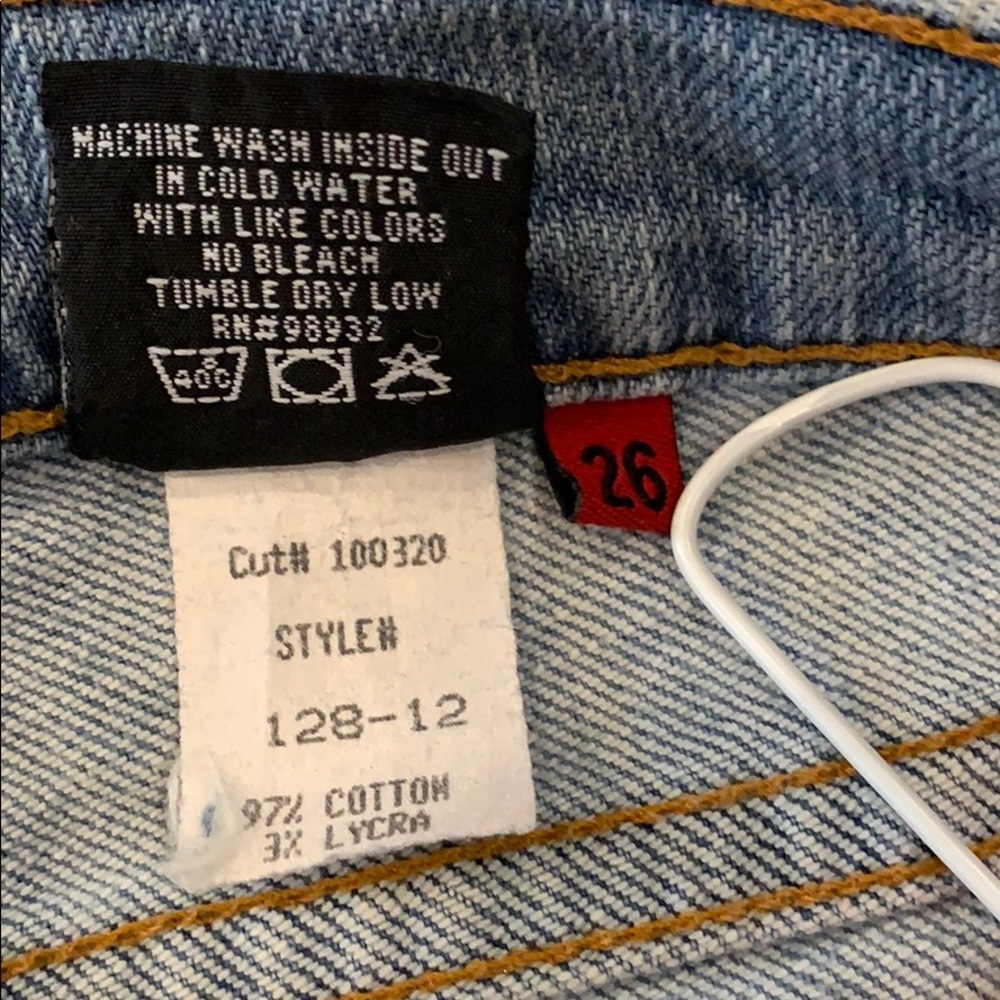 Red Engine Capris Jeans - Picture 8 of 8
